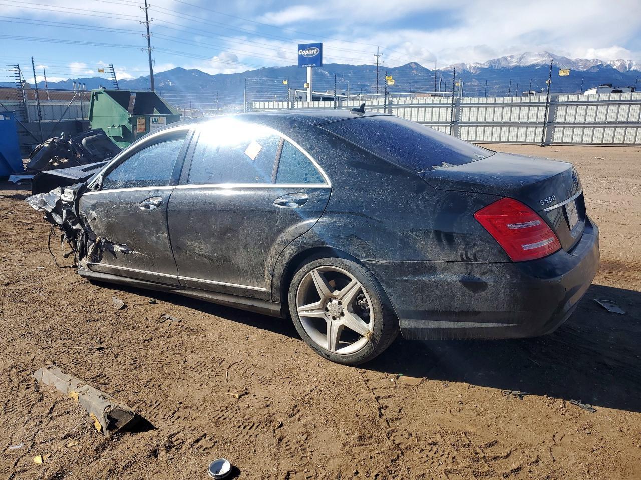 2011 Mercedes-Benz S 550 4Matic - Image 2