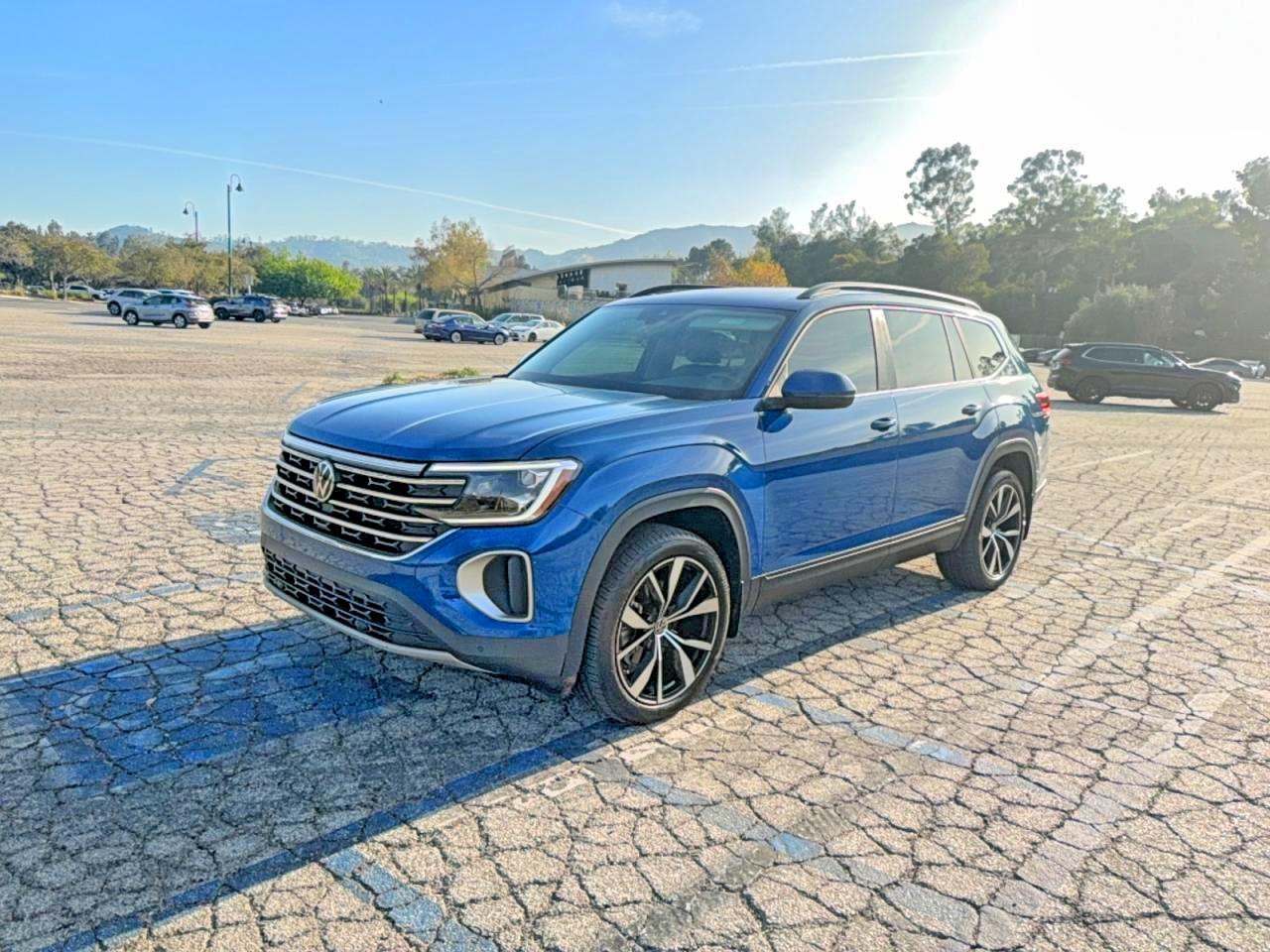 2025 Volkswagen Atlas Se - Фото 2