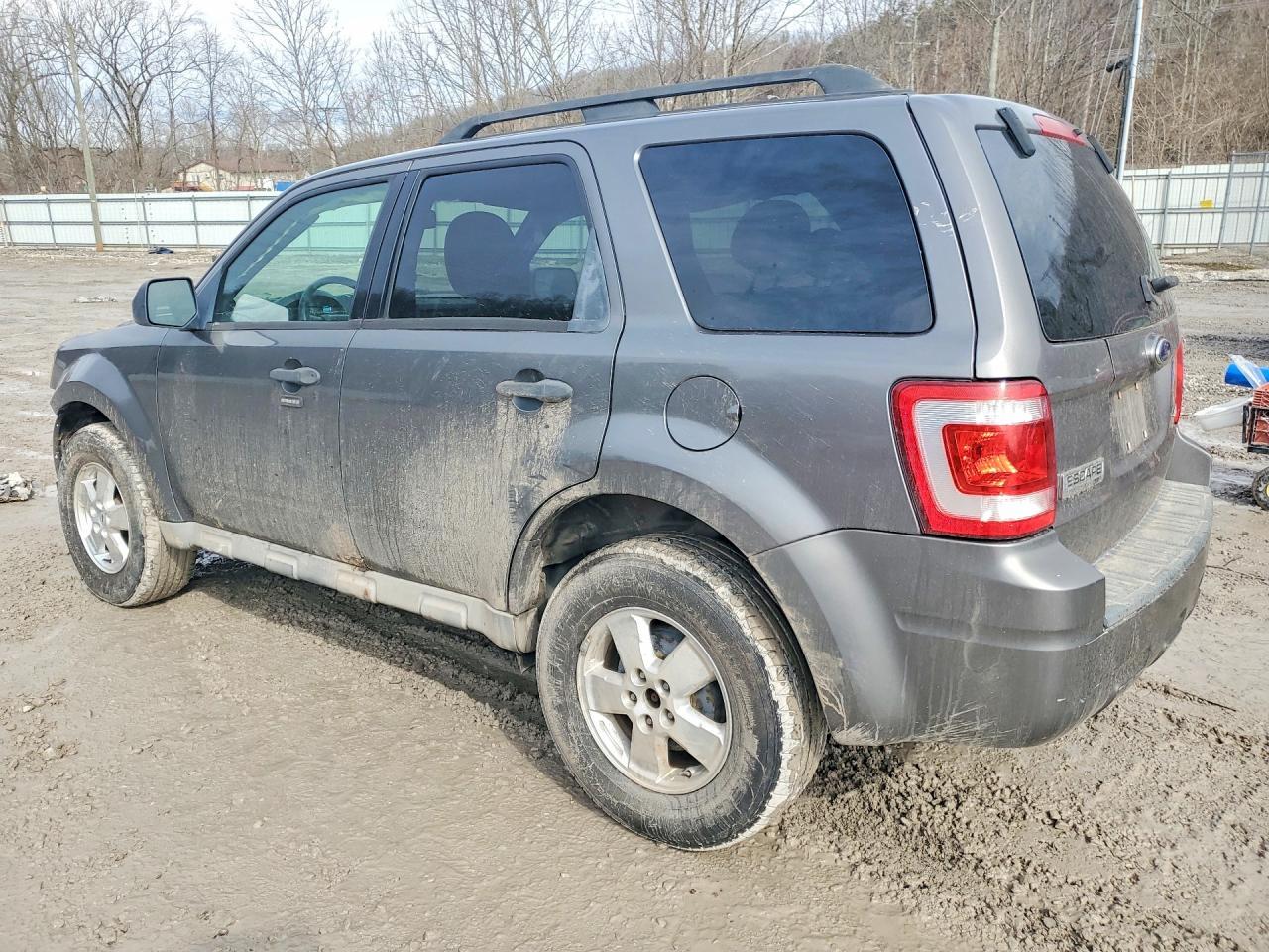 2009 Ford Escape Xlt - Фото 2