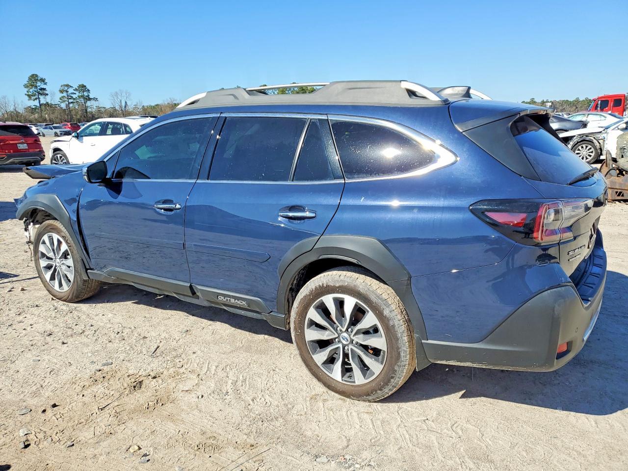 2025 Subaru Outback Touring - Фото 2