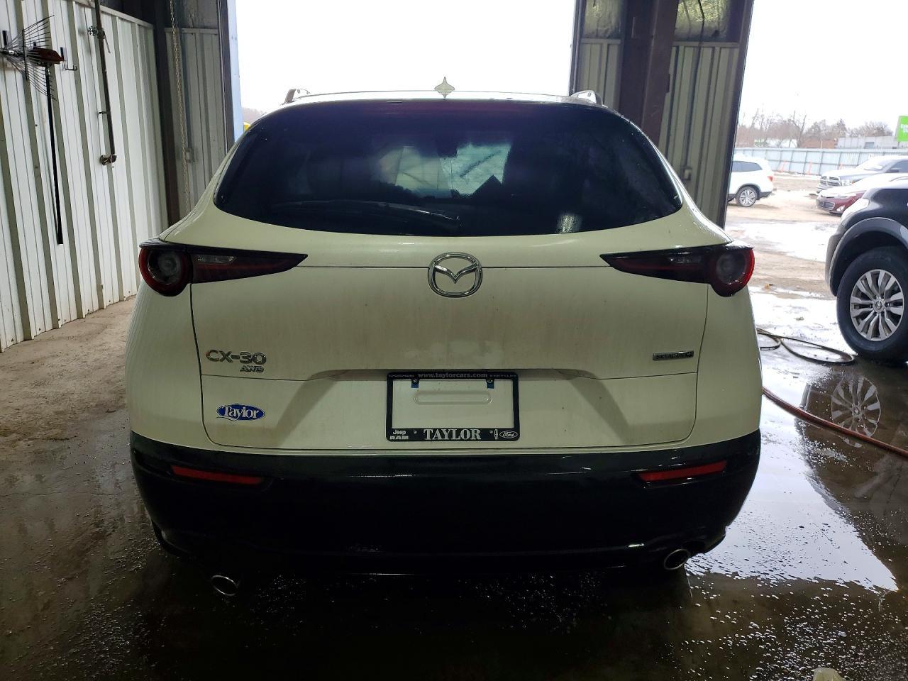 2021 Mazda Cx-30 Premium - Image 6