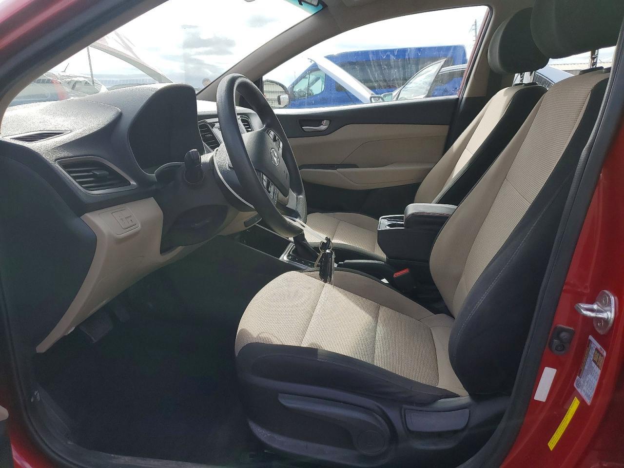 2019 Hyundai Accent Se - Фото 7