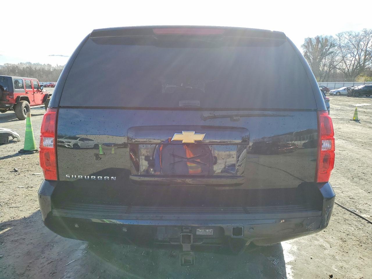 2013 Chevrolet Suburban K1500 Lt - Фото 6