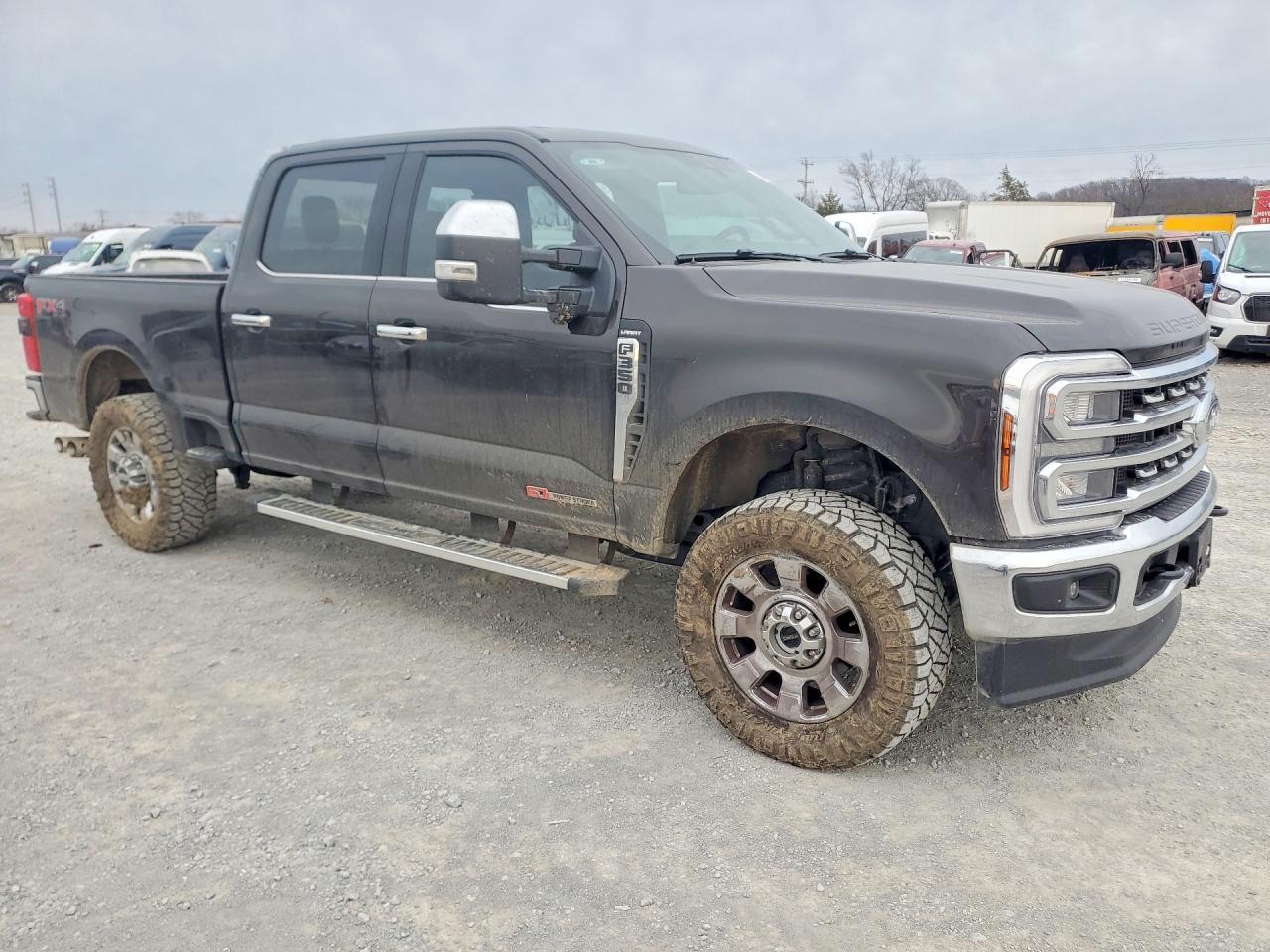 2025 Ford F350 Super Duty - Фото 4