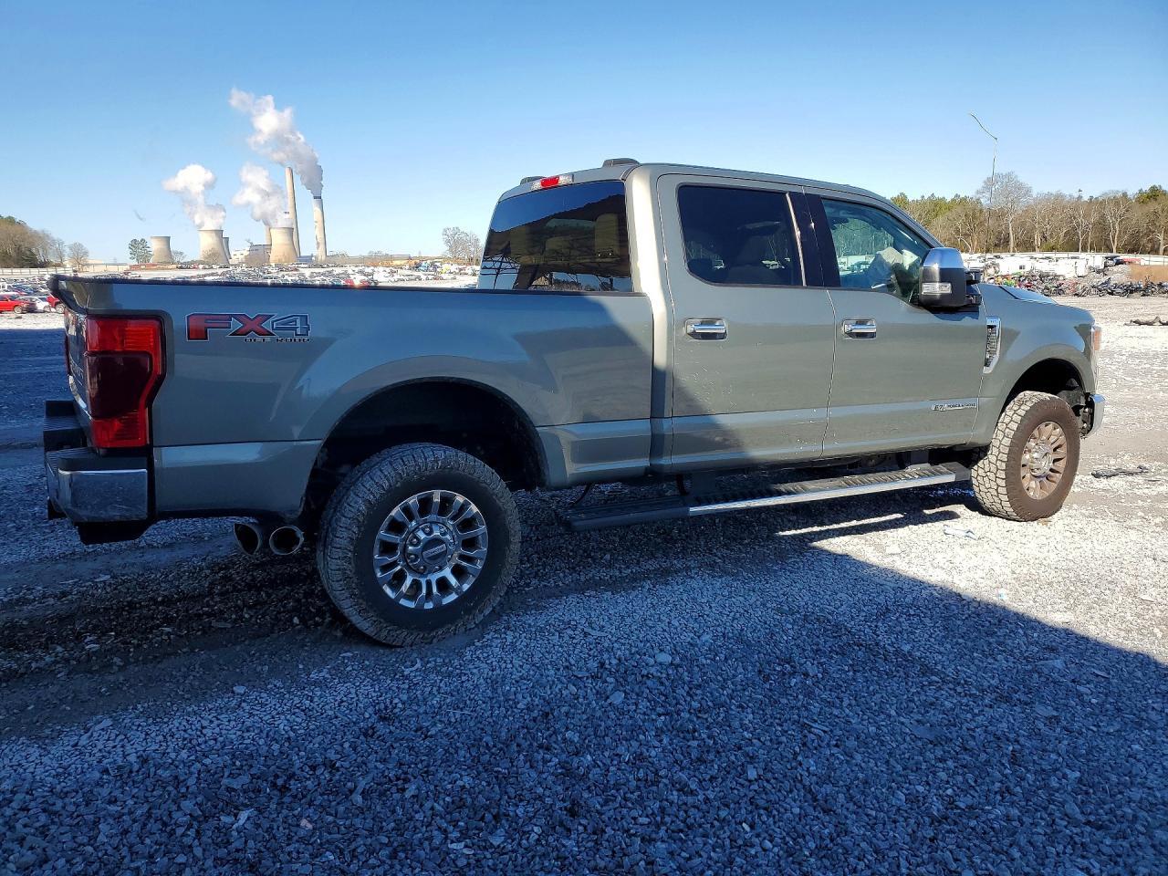 2020 Ford F250 Super Duty - Фото 3