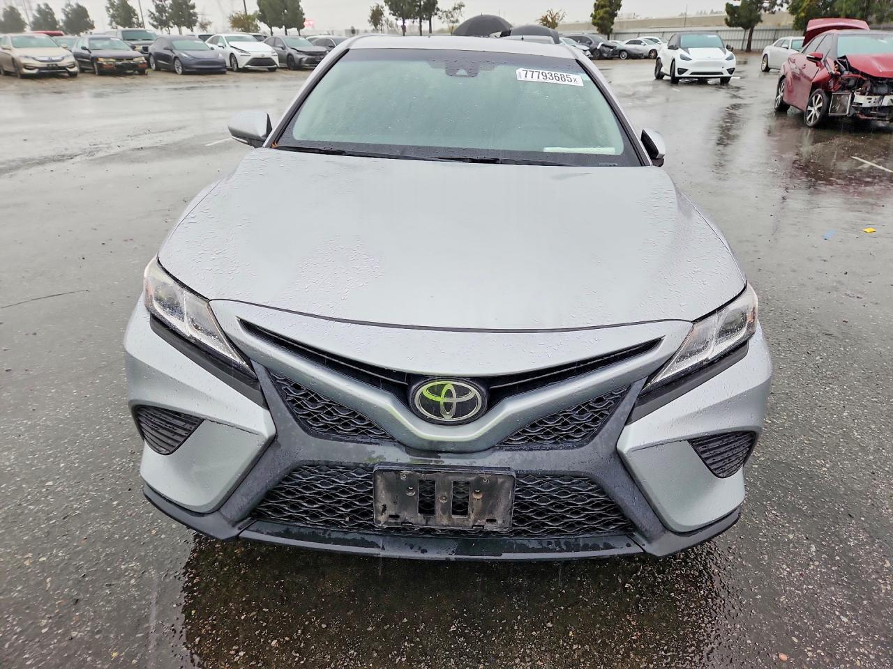 2018 Toyota Camry L - Image 5