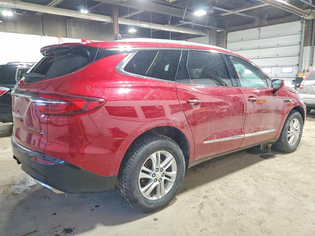 2018 Buick Enclave Essence - Image 3