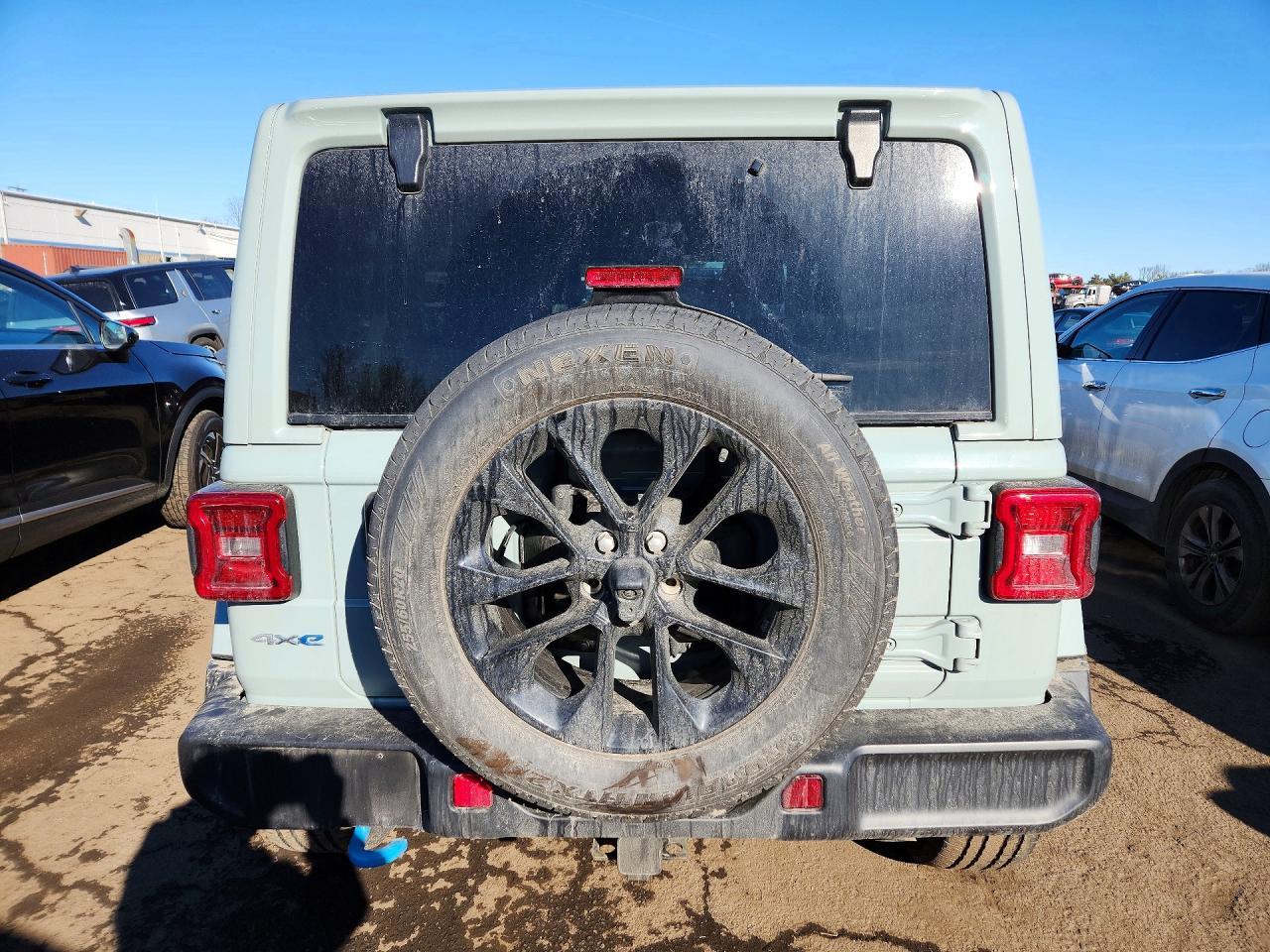 2024 Jeep Wrangler Sahara 4Xe - Фото 6