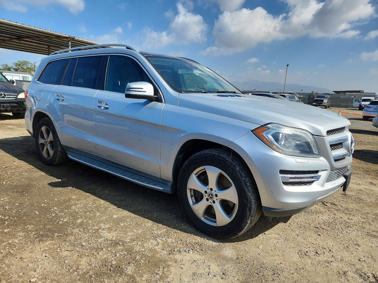 2014 Mercedes-Benz Gl 450 4Matic - Image 4