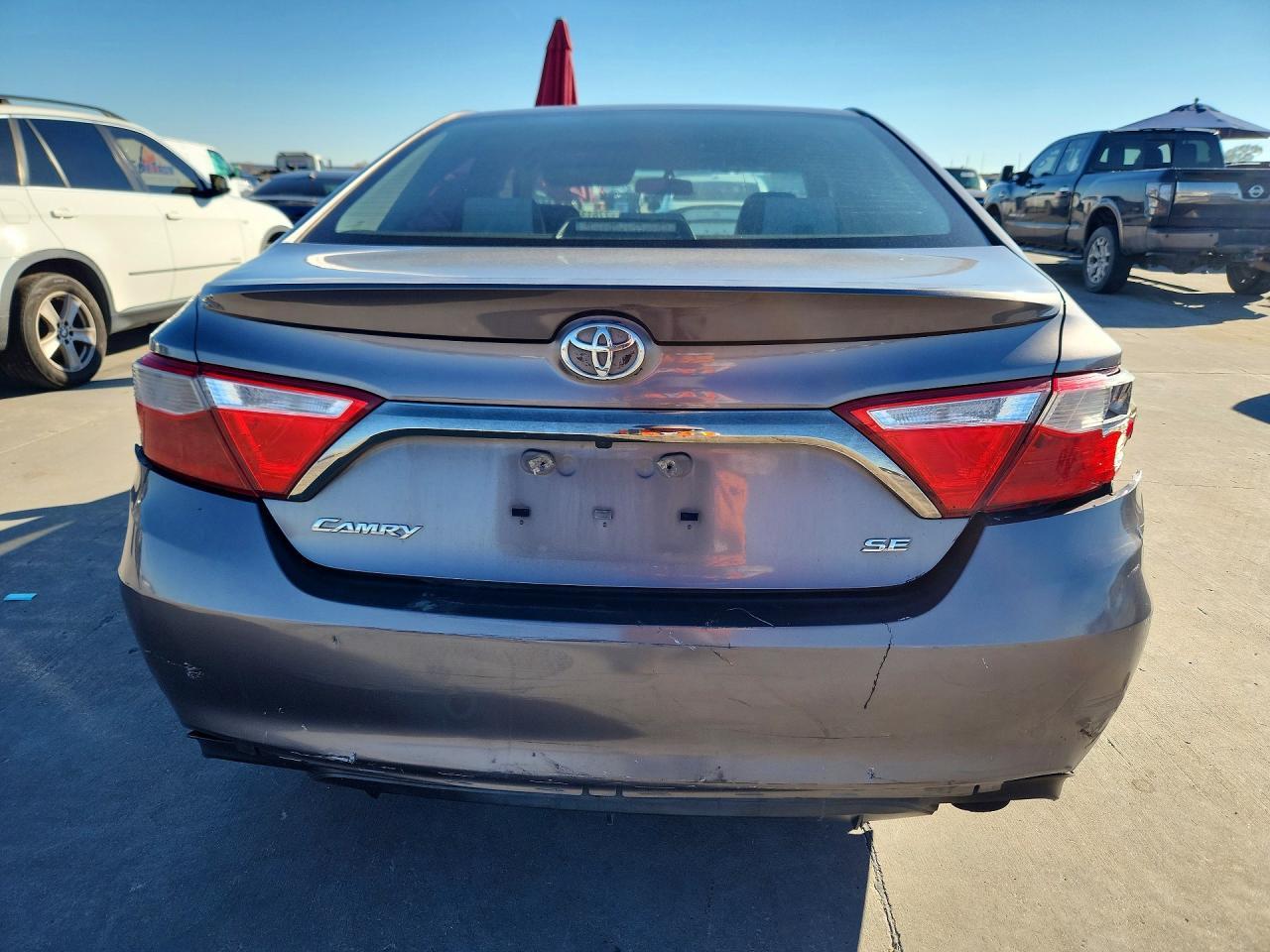 2015 Toyota Camry Se - Фото 6