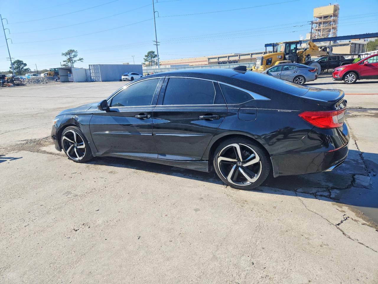 2019 Honda Accord Sport - Image 2