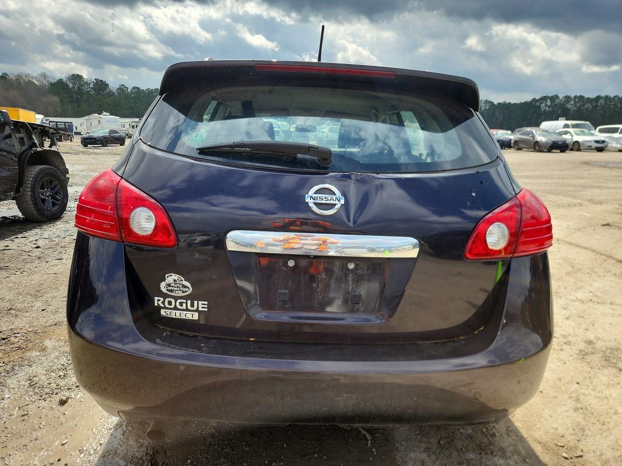 2014 Nissan Rogue Select S - Фото 6