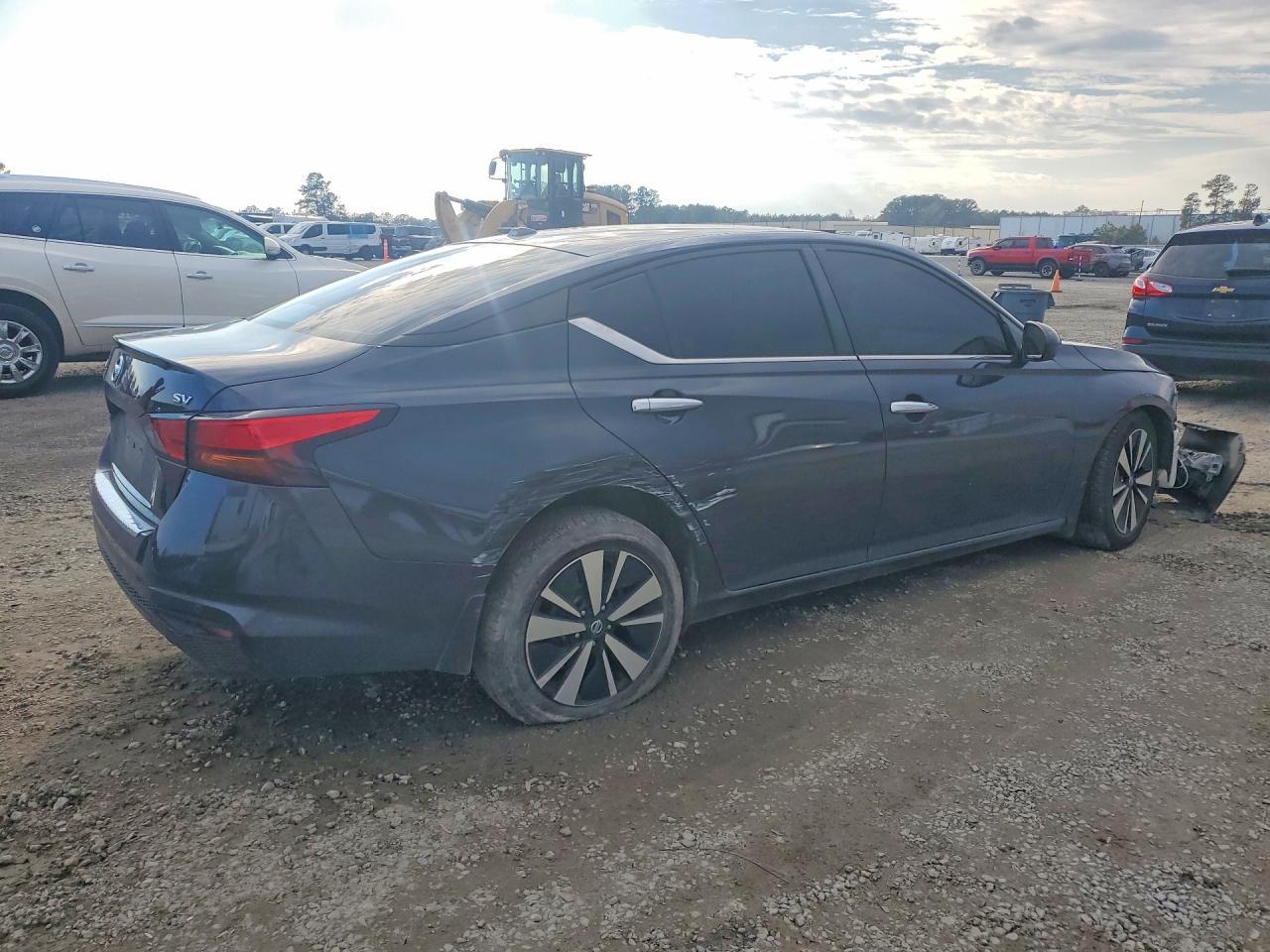 2022 Nissan Altima Sv - Фото 3