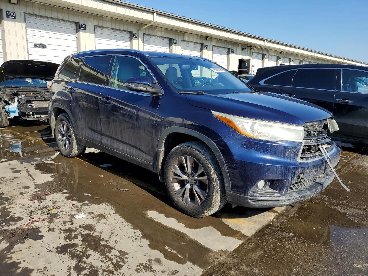 2015 Toyota Highlander Xle - Фото 4