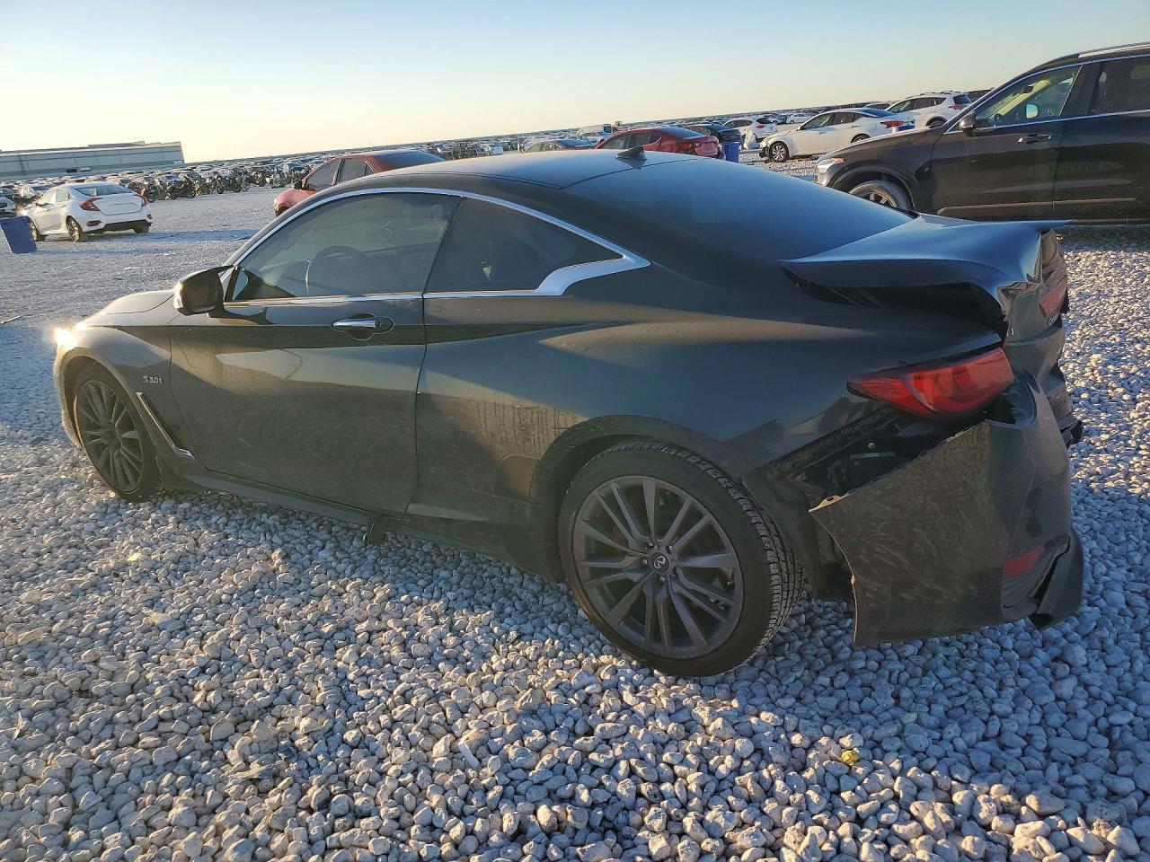 2017 Infiniti Q60 - Image 2