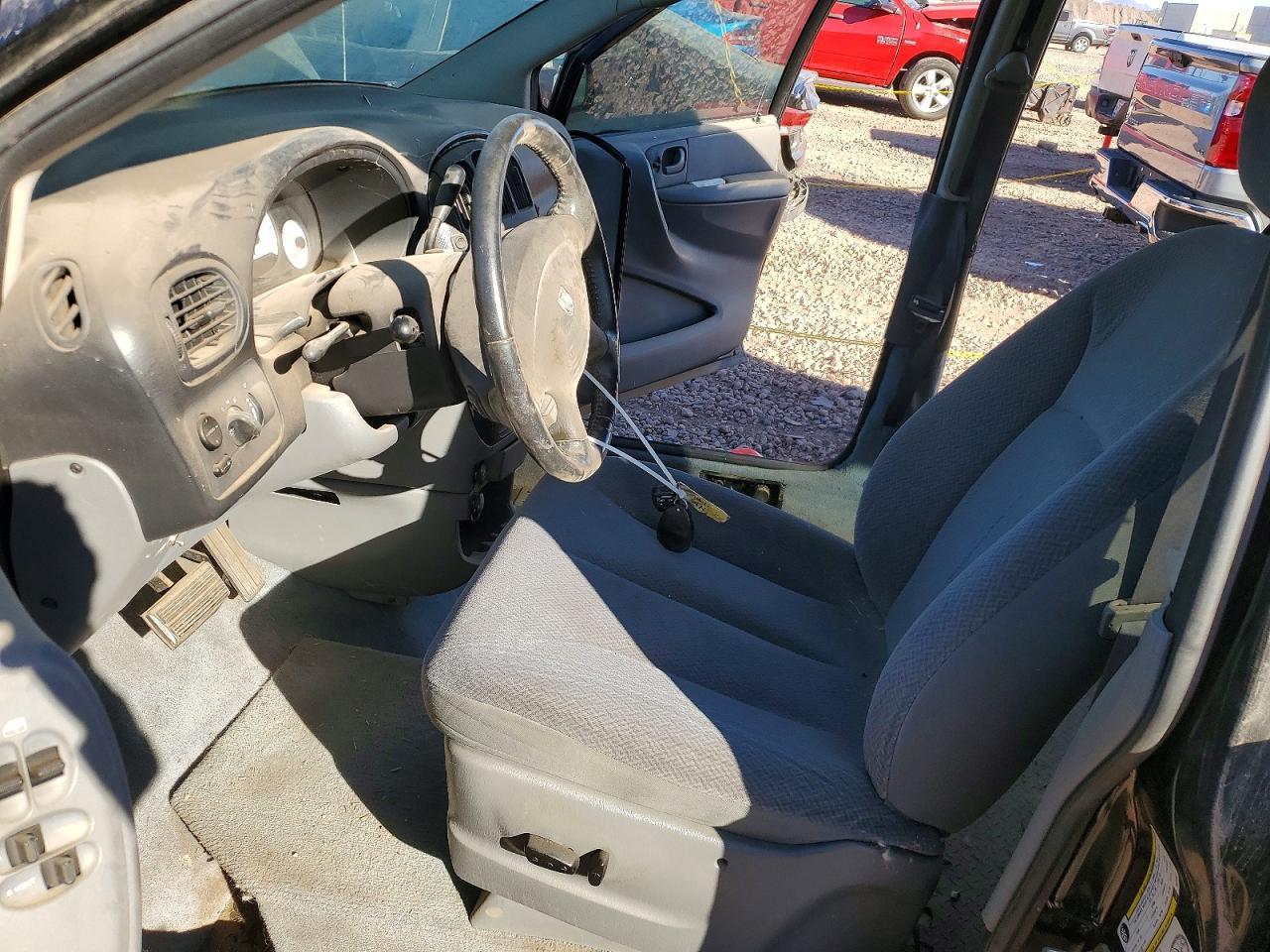 2005 Dodge Grand Caravan Sxt - Image 7