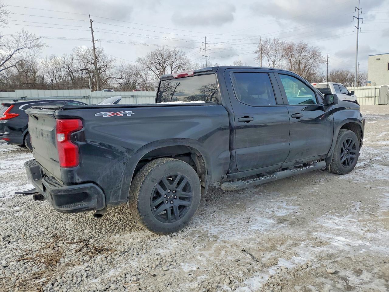 2022 Chevrolet Silverado Ltd K1500 Custom - Фото 3
