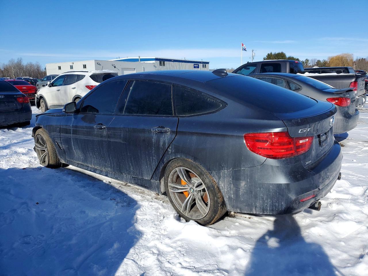 2016 BMW 335 Xigt - Фото 2
