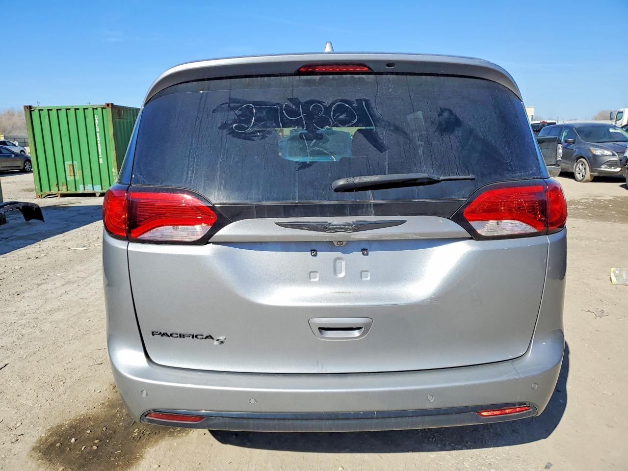 2018 Chrysler Pacifica Touring L - Фото 6