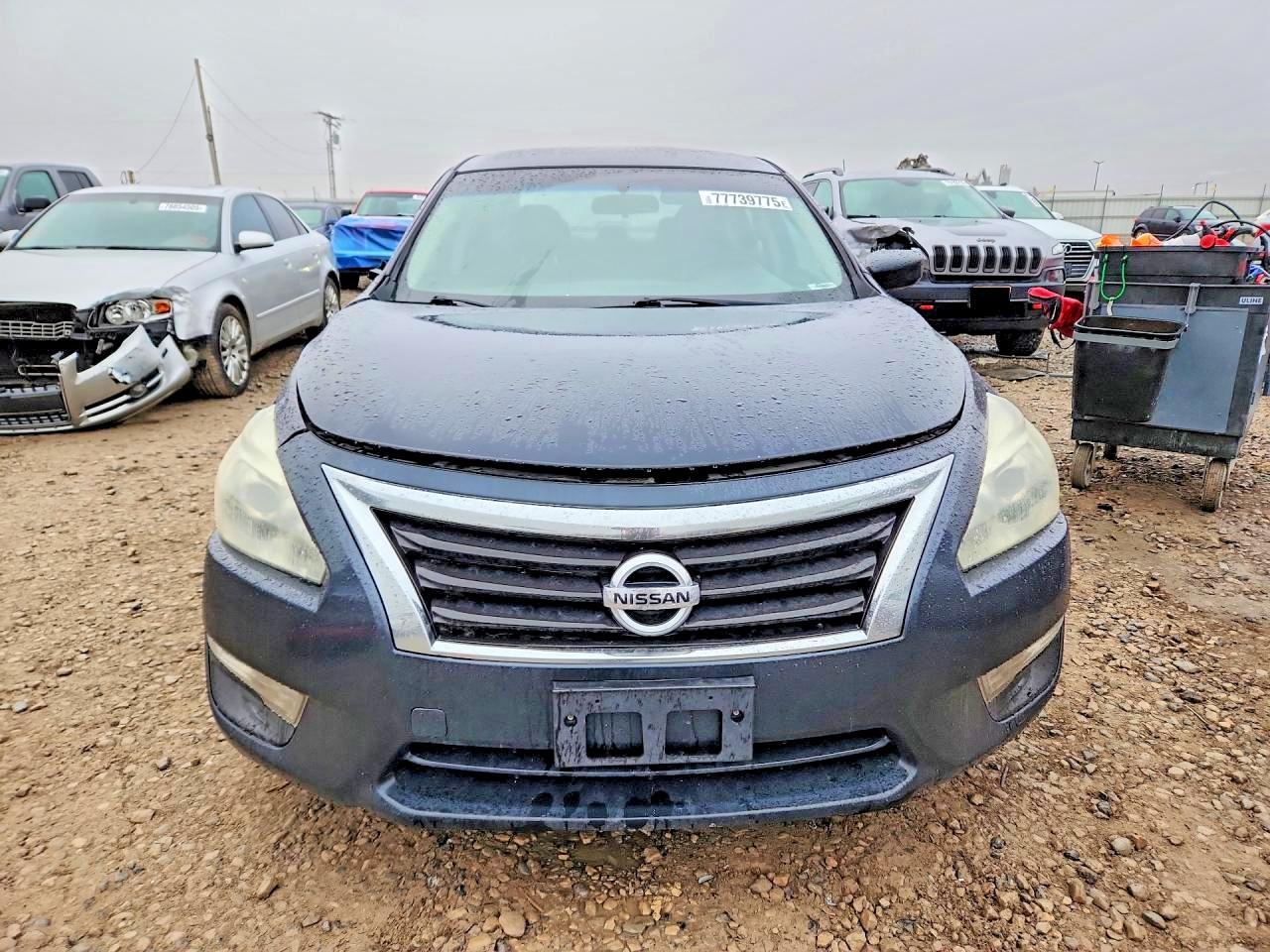 2014 Nissan Altima 2.5 - Image 5