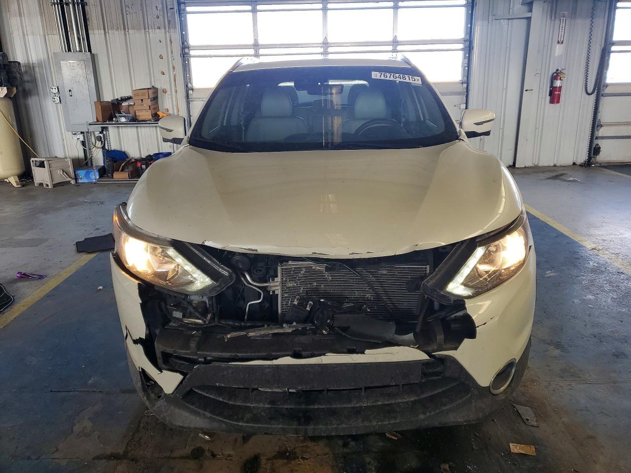 2019 Nissan Rogue Sport S - Фото 5