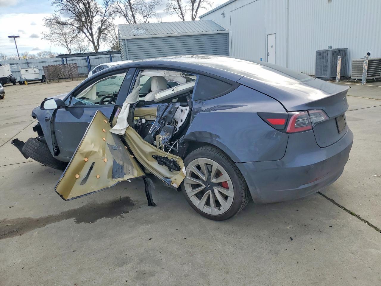 2021 Tesla Model 3 - Image 2