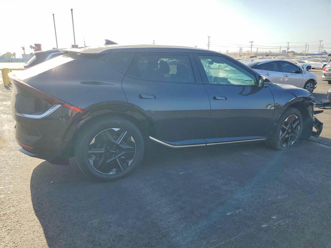 2025 Kia Ev6 Wind - Image 3