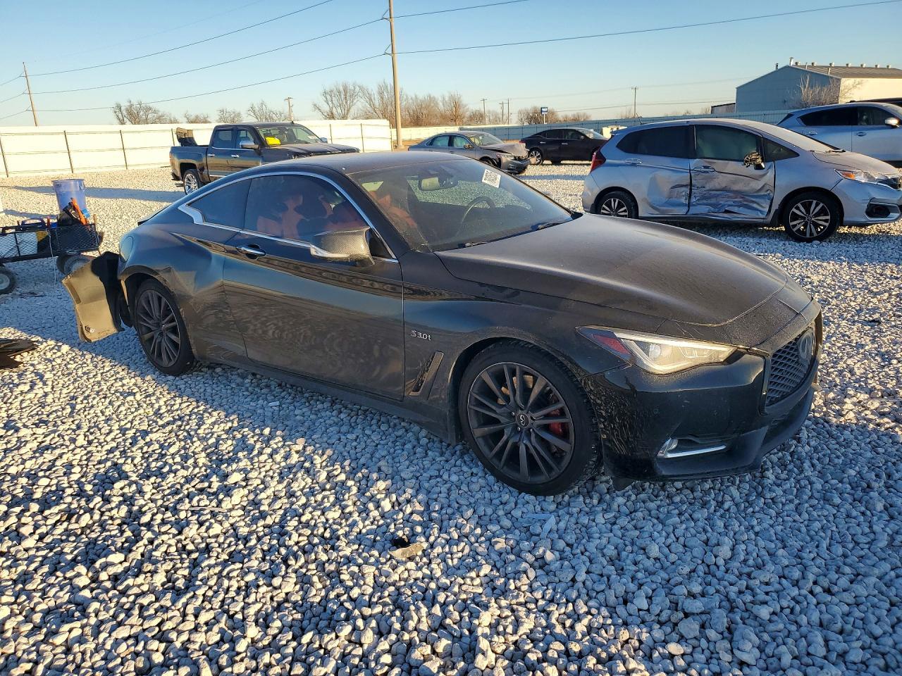 2017 Infiniti Q60 - Image 4