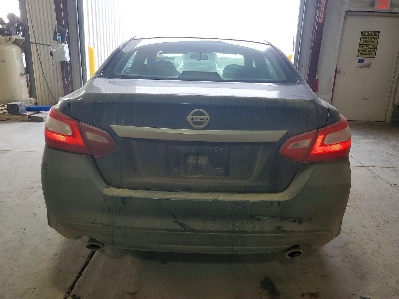2016 Nissan Altima 2.5 - Фото 6