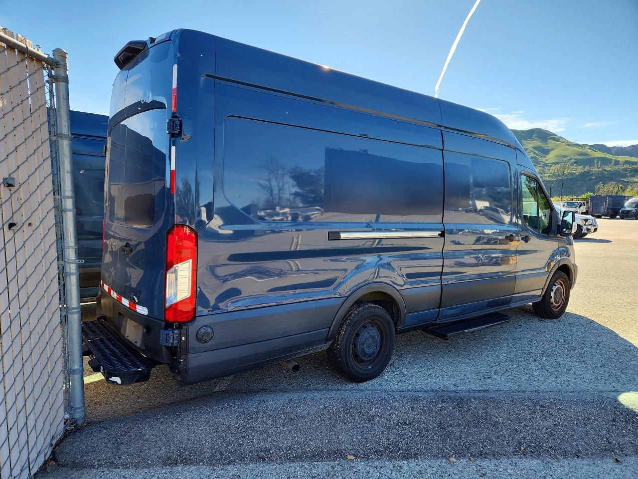 2020 Ford Transit T-250 - Cargo Van *** Prior Fleet *** - Фото 3