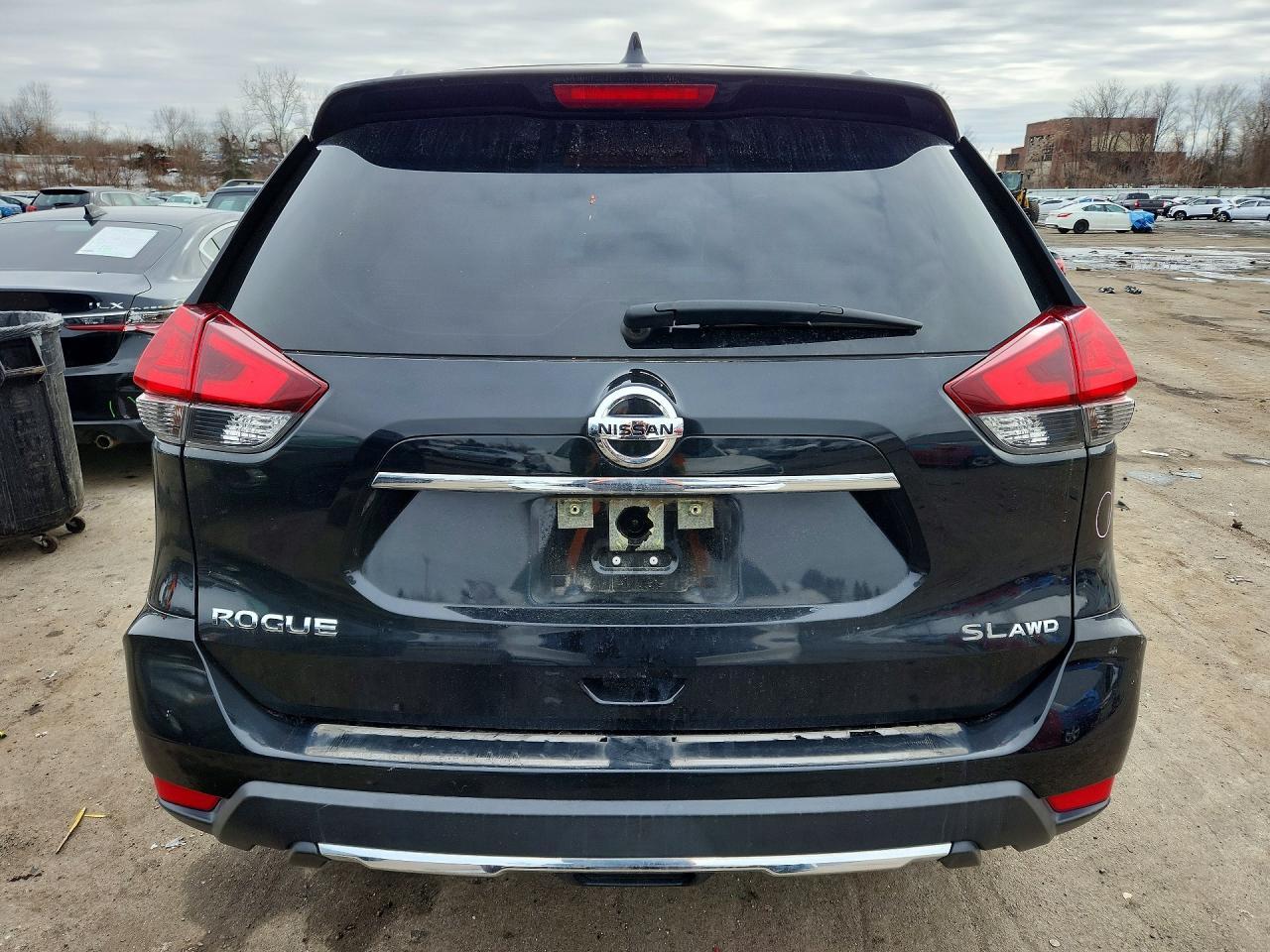 2017 Nissan Rogue S - Фото 6