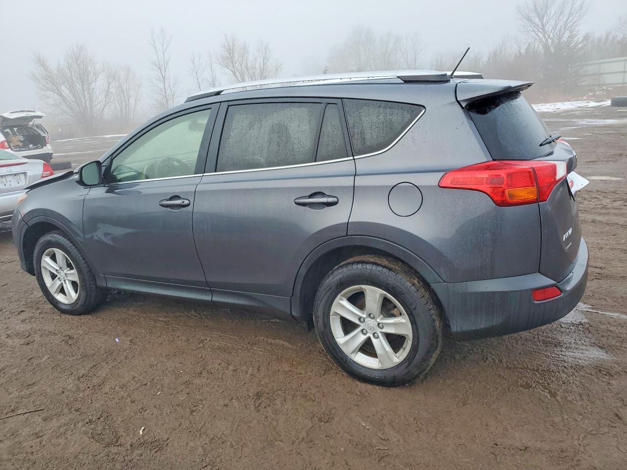 2013 Toyota Rav4 Xle - Image 2