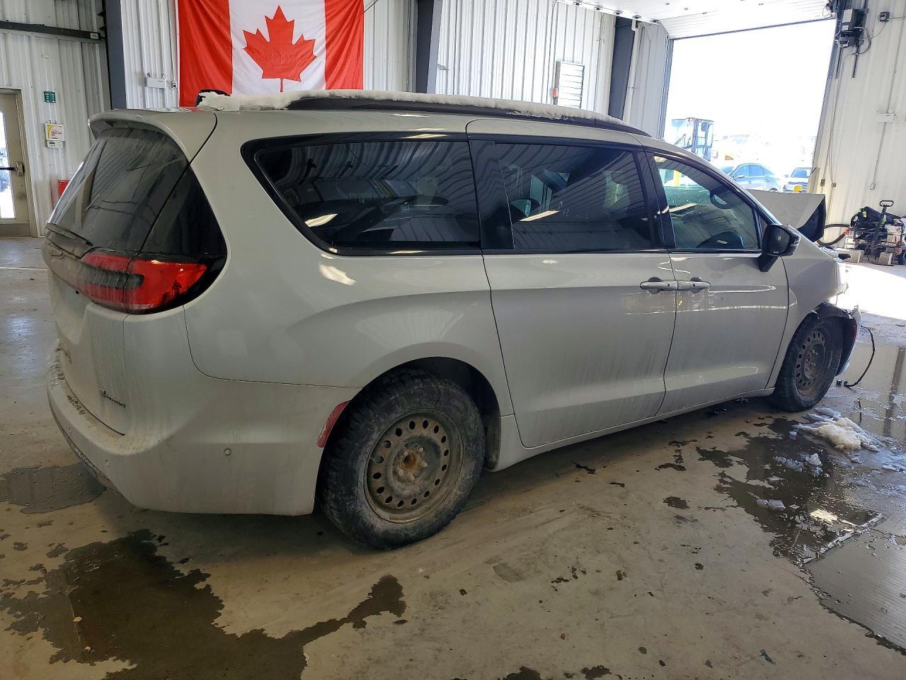 2024 Chrysler Pacifica Hybrid Select - Фото 3
