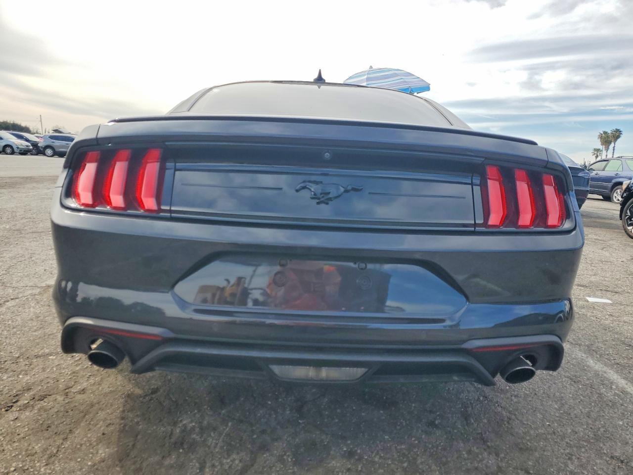 2022 Ford Mustang - Image 6