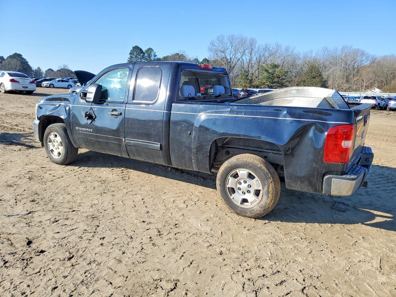 2013 Chevrolet Silverado C1500 Lt - Image 2