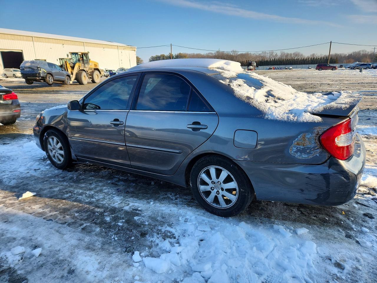 2003 Toyota Camry Le - Image 2