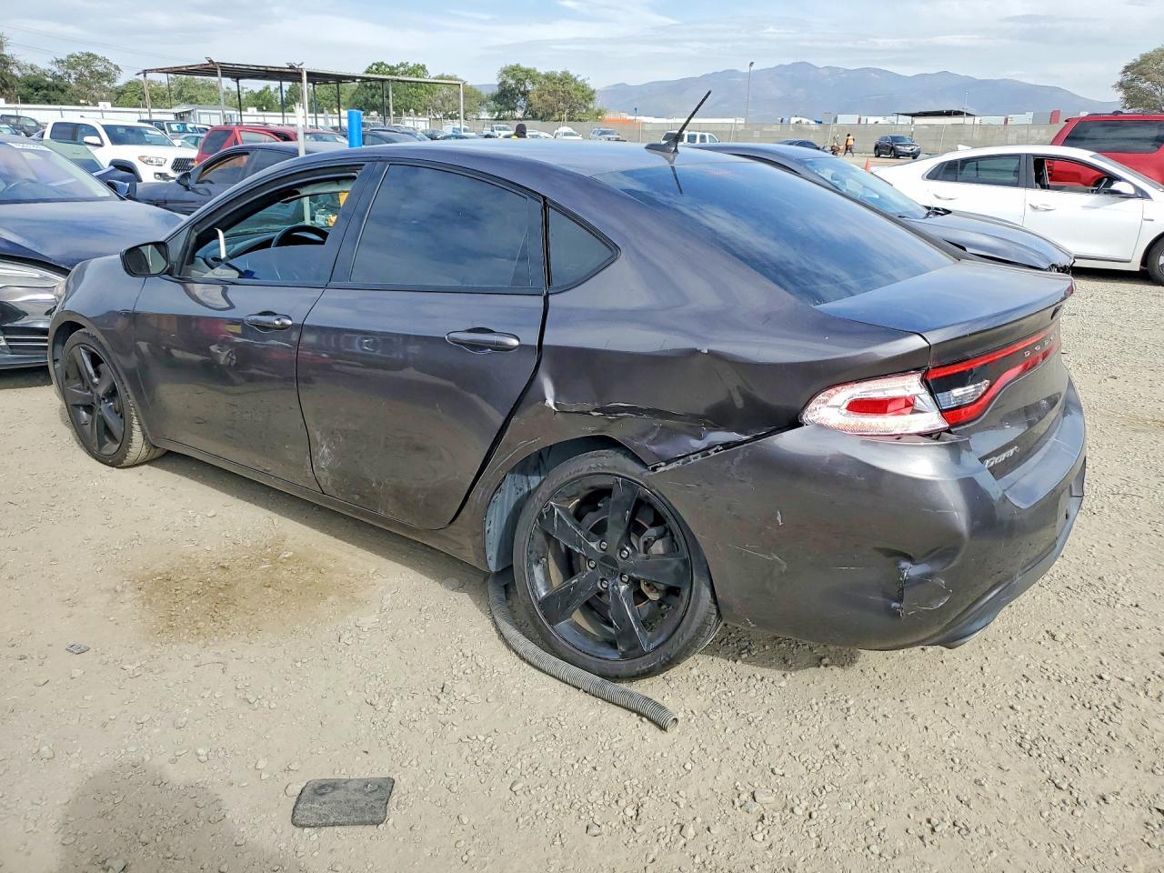 2015 Dodge Dart Sxt - Image 2