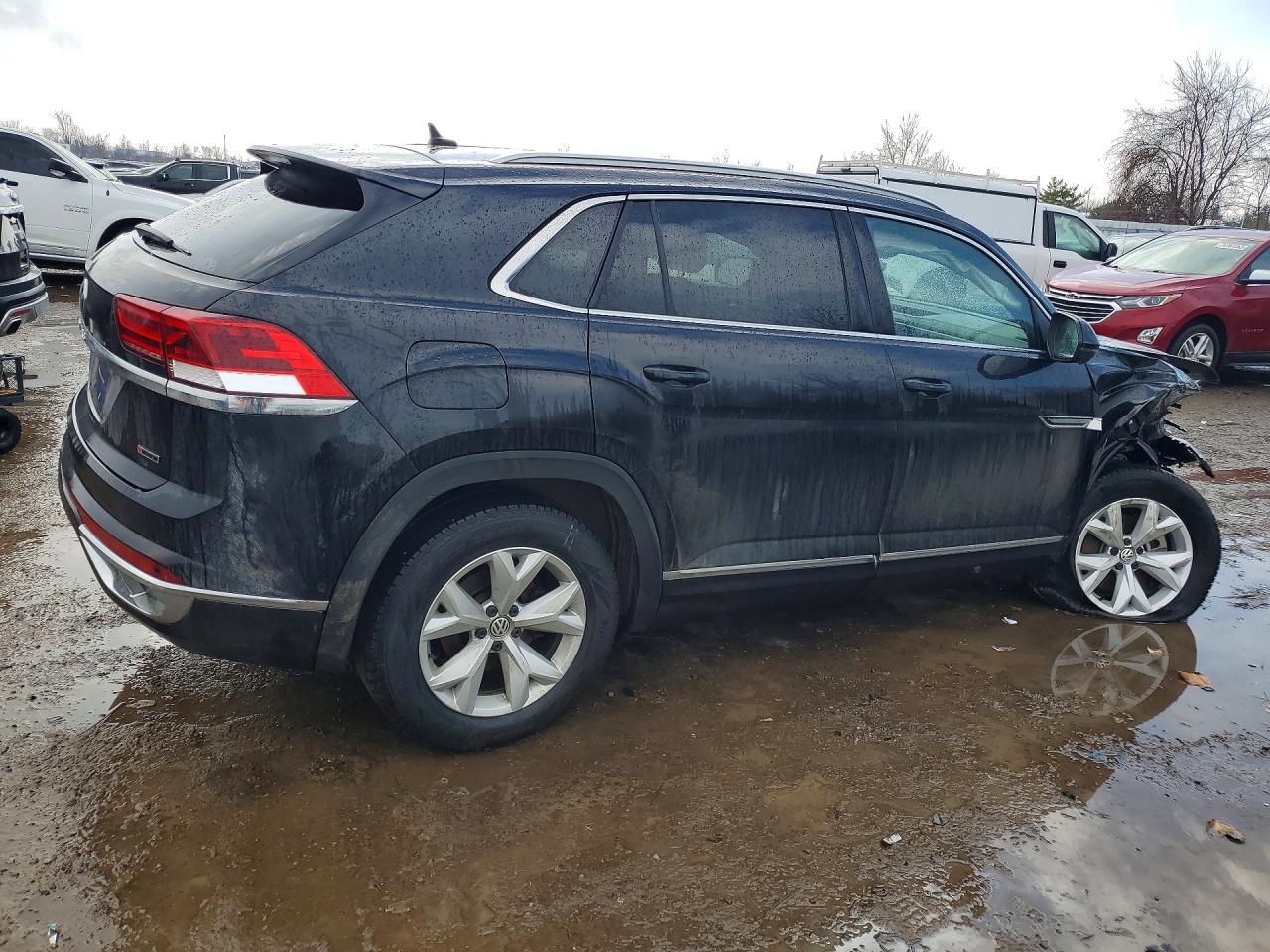 2022 Volkswagen Atlas Cross Sport Sel Premium R-Line - Фото 3
