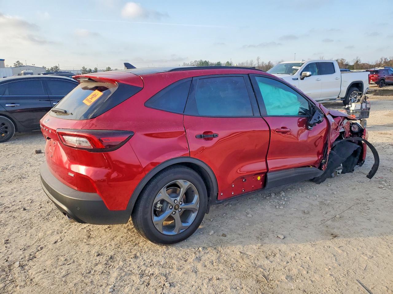 2025 Ford Escape St Line - Image 3