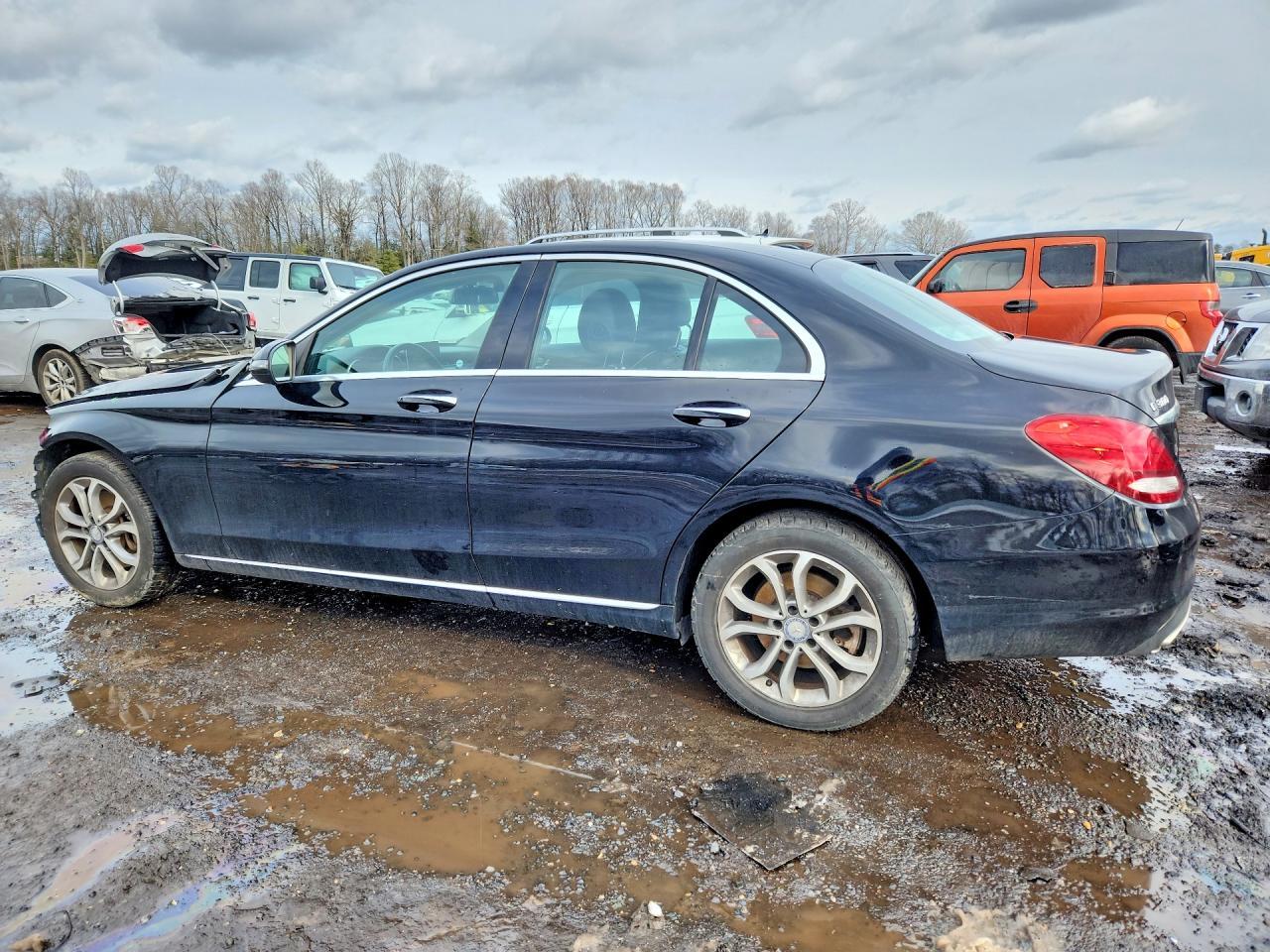 2016 Mercedes-Benz C 300 4Matic - Image 2