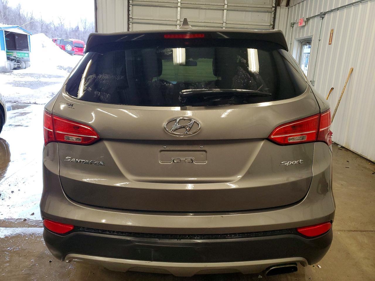 2016 Hyundai Santa Fe Sport - Image 6