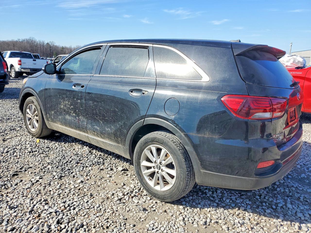 2019 Kia Sorento L - Фото 2