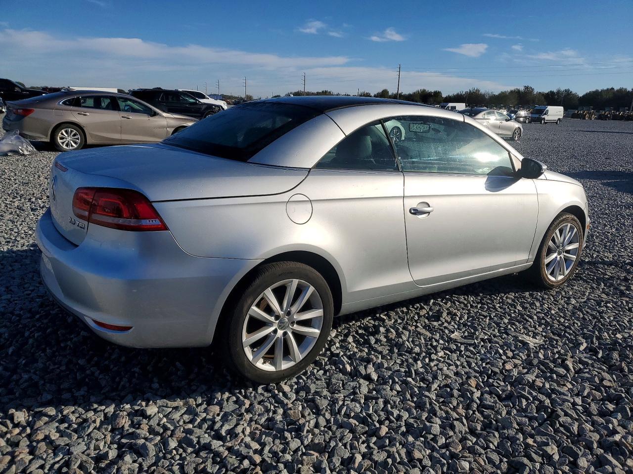 2012 Volkswagen Eos Komfort - Фото 3