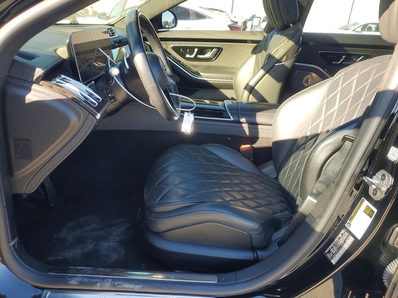 2022 Mercedes-Benz S 500 4Matic - Image 7
