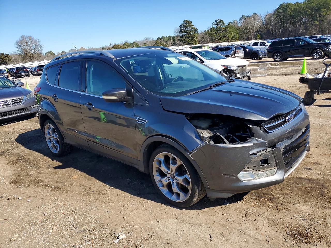 2015 Ford Escape Titanium - Image 4