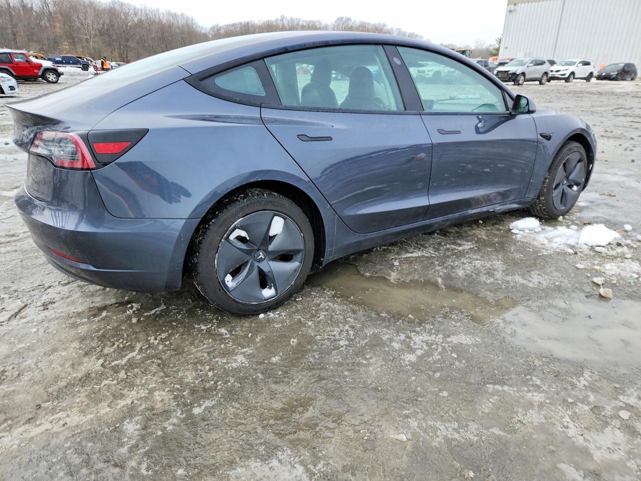 2021 Tesla Model 3 - Image 3