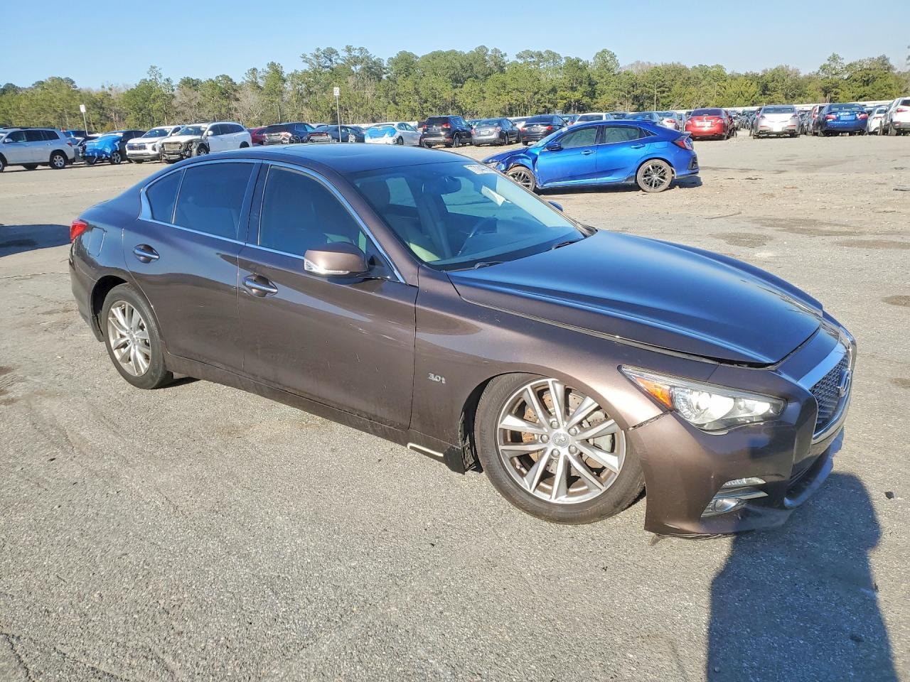 2017 Infiniti Q50 3.0T Premium - Фото 4