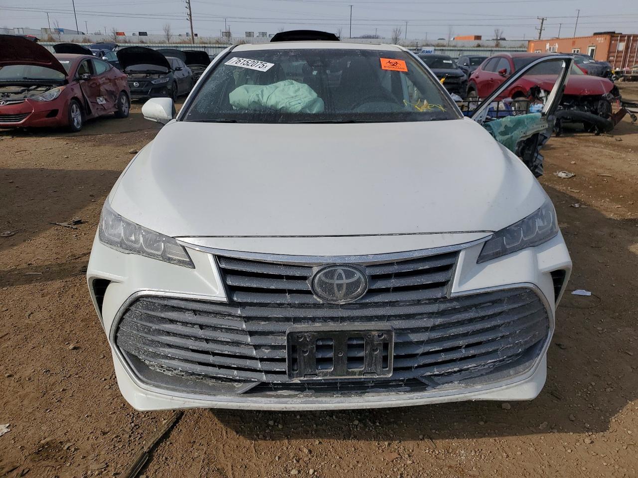 2020 Toyota Avalon Xle - Фото 5