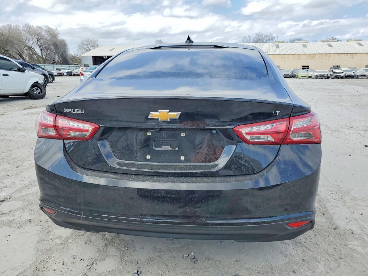 2022 Chevrolet Malibu Lt - Image 6