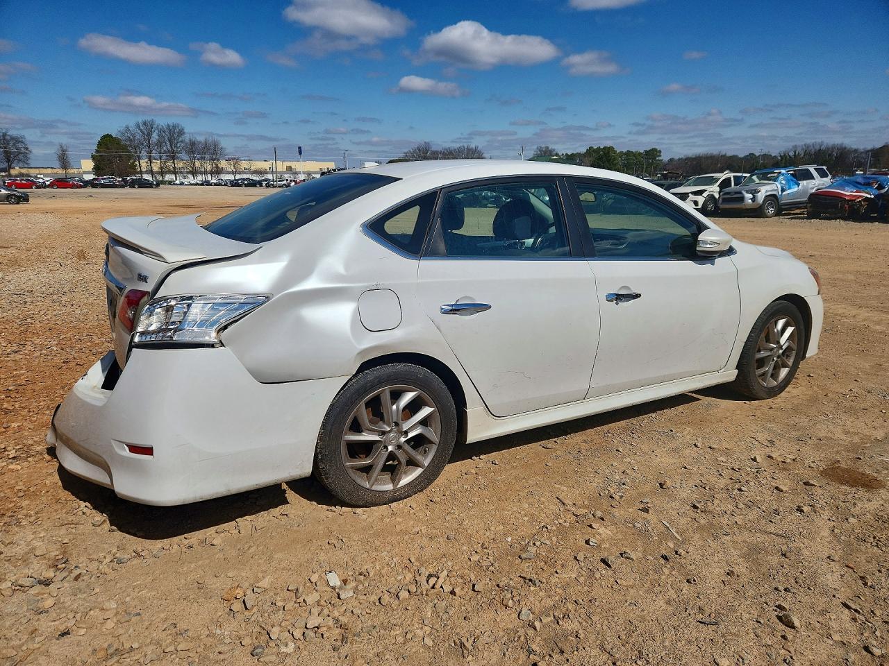 2015 Nissan Sentra S - Image 3
